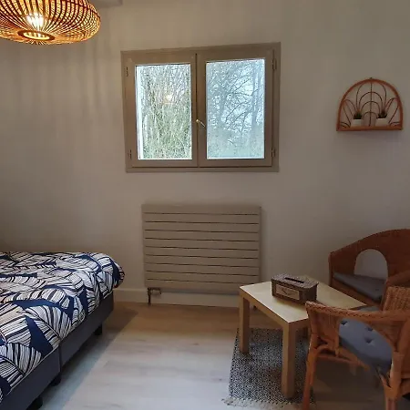 Le Patio De La Madone *