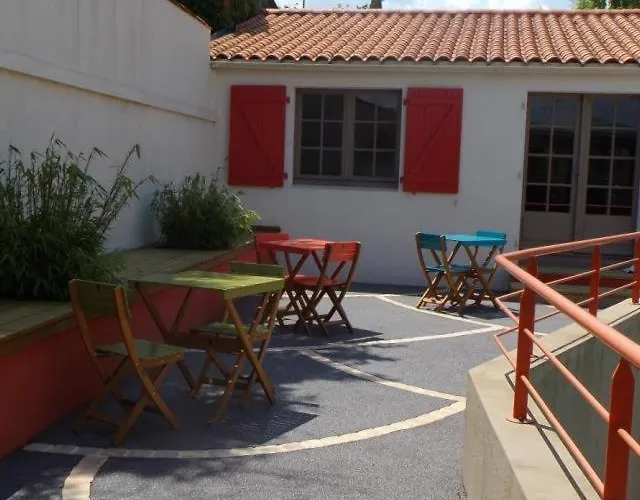 Le Patio De La Madone Tatil Evi Le Givre