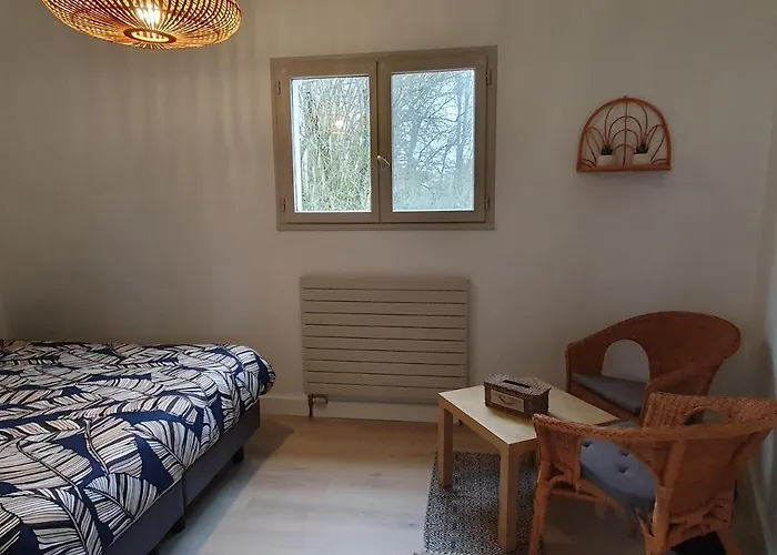 Le Patio De La Madone *